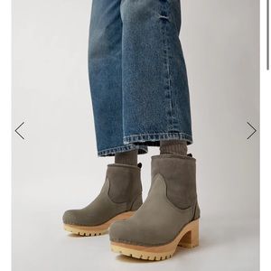 No.6 Shearling Clog Boot, Mid Tread, Smoke Suede on White Base, Size 39